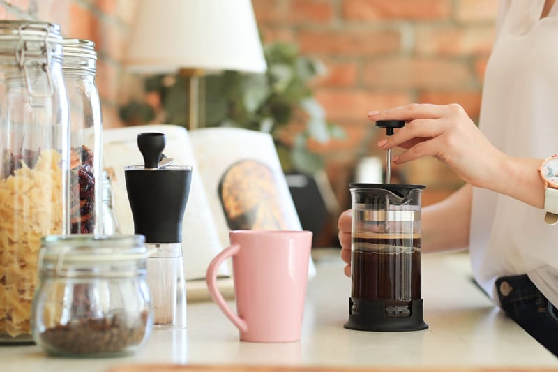 cara-membuat-kopi-yang-sempurna-di-rumah-tips-dan-trik-dari-barista-profesional