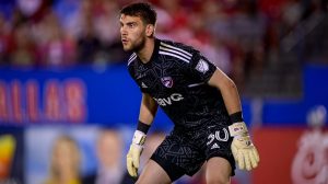 maarten-paes-perjalanan-karier-sang-kiper-belanda-di-liga-internasional