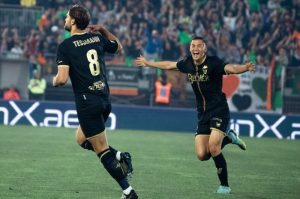 jay-idzes-curi-perhatian-media-italia-usai-bawa-venezia-menang-perdana-di-liga-italia-2024-2025