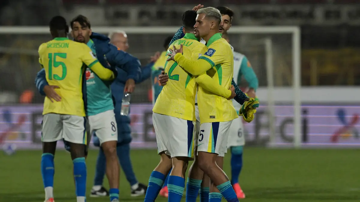 laga-sengit-chile-vs-brasil-selecao-amankan-kemenangan-2-1-lewat-aksi-comeback