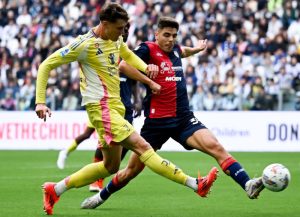 penalti-dan-kartu-merah-warnai-hasil-imbang-juventus-vs-cagliari-di-liga-italia