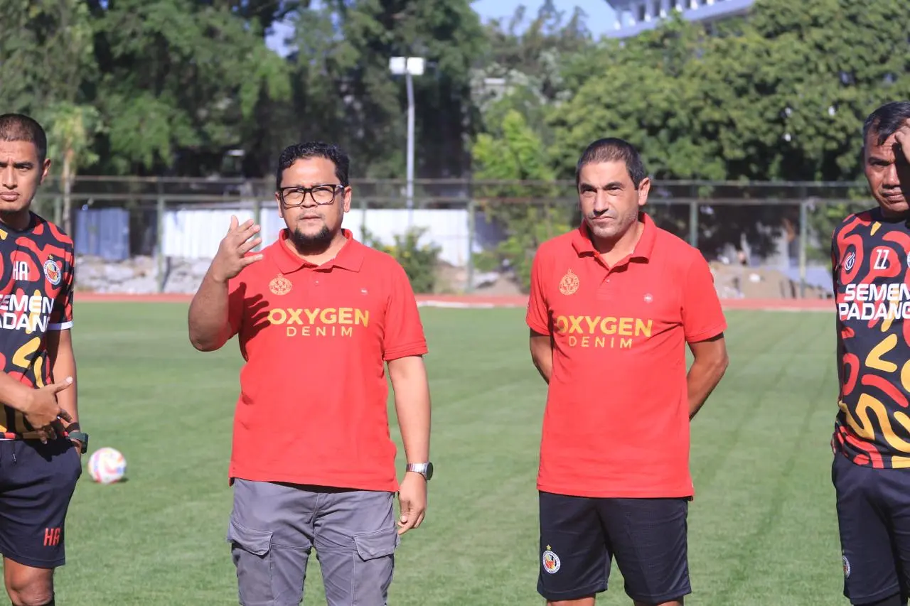 eduardo-almeida-optimis-semen-padang-targetkan-lolos-dari-zona-degradasi