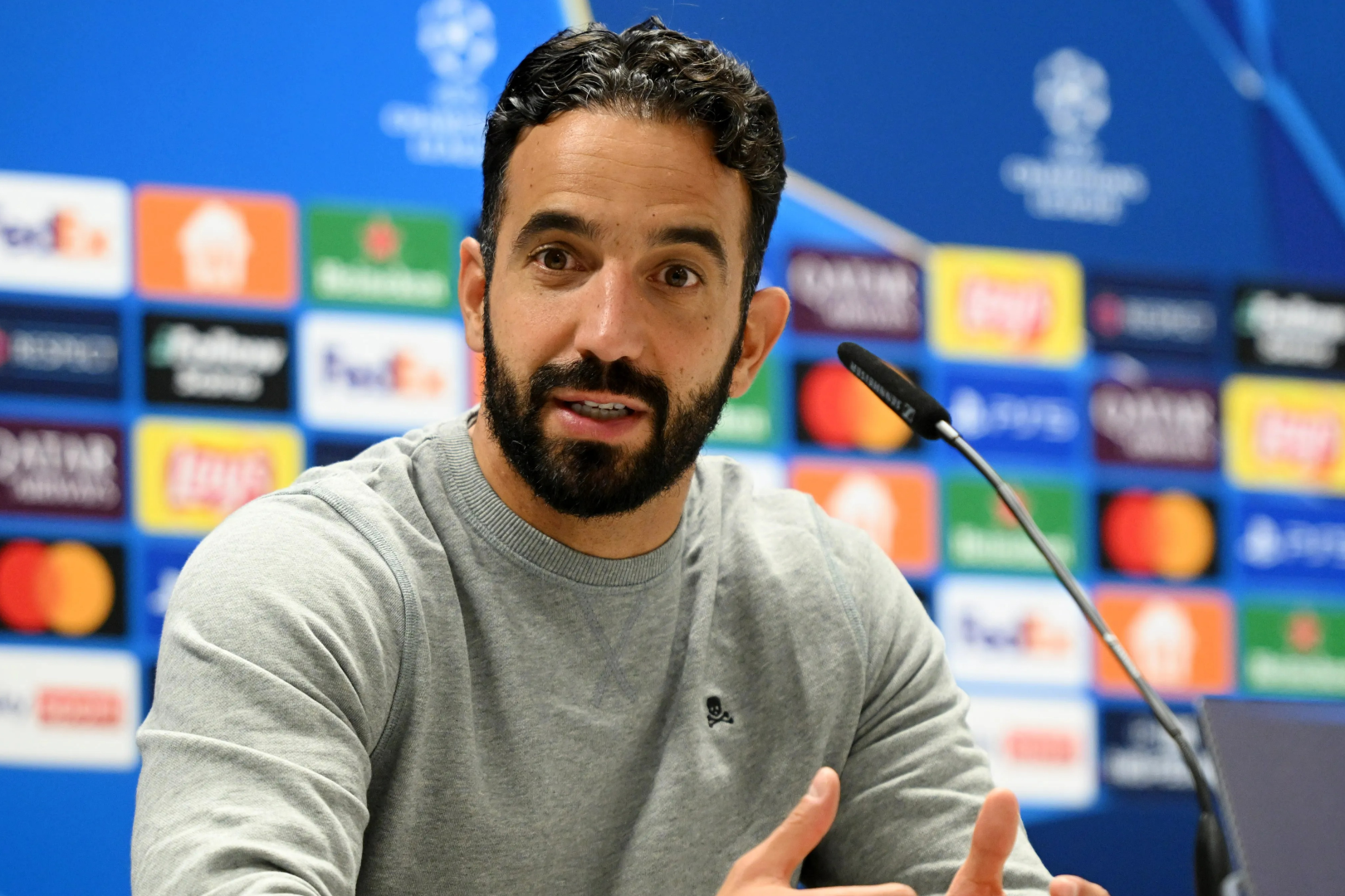 man-united-dan-sporting-lisbon-dalam-peralihan-strategis-ruben-amorim-dan-joao-sousa-menjadi-fokus-peralihan-kepemimpinanman-united-dan-sporting-lisbon-dalam-peralihan-strategis-ruben-amorim-dan-joao-sousa-menjadi-fokus-peralihan-kepemimpinan