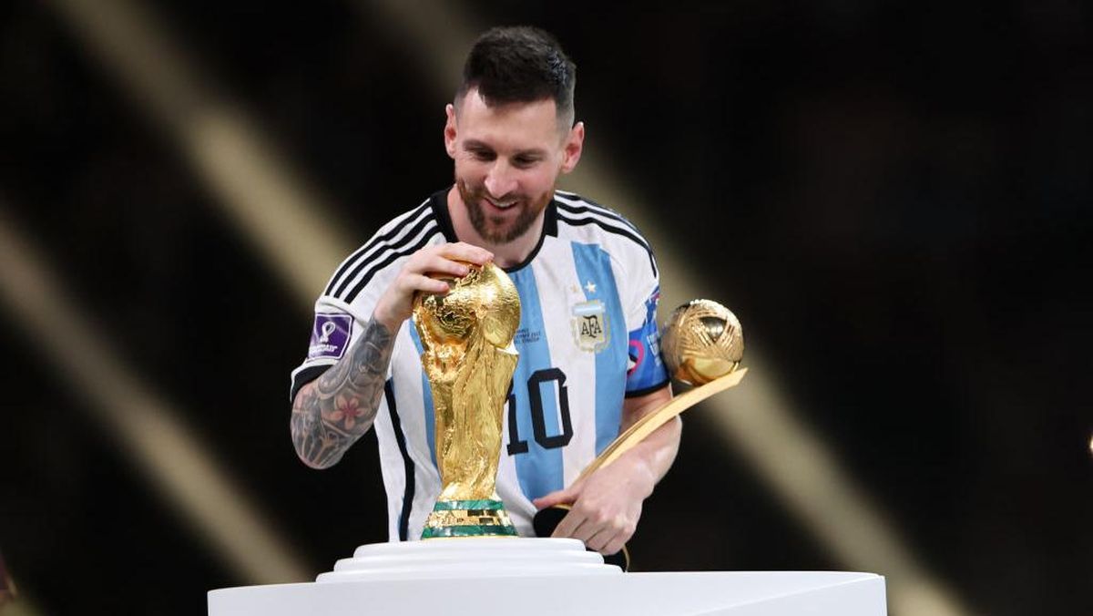 dengan-trofi-ke-46-messi-kian-dominasi-gelar-dibanding-cristiano-ronaldo
