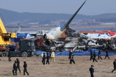 tragedi-pesawat-jeju-air-lebih-dari-150-penumpang-tewas-dalam-kecelakaan-di-korea-selatan