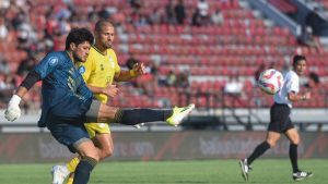 barito-putera-vs-bali-united-pertarungan-sengit-di-stadion-demang-lehman