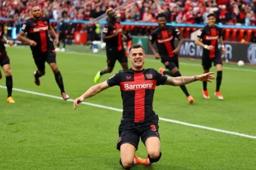 drama-di-bayarena-leverkusen-tumbangkan-koeln-3-2-lolos-ke-semifinal-piala-jerman