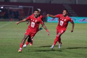 wagner-kembali-jaga-gawang-malut-united-saat-hadapi-bali-united-di-gianyar