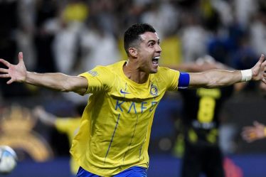 cristiano-ronaldo-masih-tajam-di-usia-40-cetak-gol-spektakuler-di-liga-arab-saudi