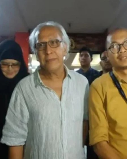 iwan-fals-dan-istri-diperiksa-polisi-terkait-kasus-pemalsuan-dokumen-oi