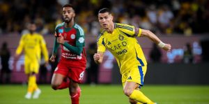 liga-saudi-2024-25-wijnaldum-bawa-alr-etifaq-menang-dramatis-3-2-atas-lawan