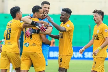 semen-padang-menang-dramatis-atas-persita-zona-degradasi-liga-1-semakin-ketat