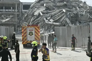 evakuasi-massal-dan-upaya-penyintasan-dampak-gempa-m-77-thailand-myanmar-yang-tewaskan-ratusan