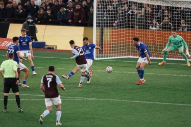 marco-asensio-bersinar-aston-villa-taklukkan-cardiff-city-2-0-di-villa-park