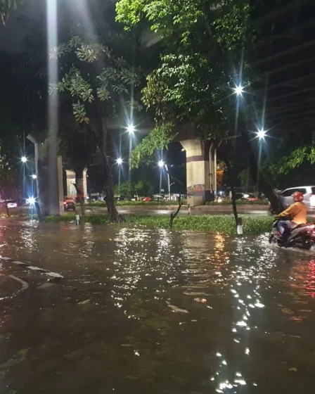 genangan-60-cm-lumpuhkan-jalan-ahmad-yani-bekasi-ribuan-kendaraan-terjebak-macet