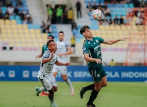 4-gol-kebangkitan-persis-solo-hancurkan-pss-sleman-di-babak-kedua