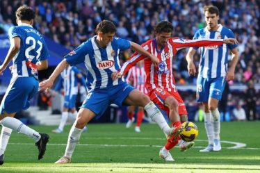 gagal-penalti-dan-kartu-merah-warnai-imbang-1-1-espanyol-vs-atletico-madrid