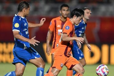 dramatis-marc-klok-dan-torres-berbagi-gol-di-gbla-persib-borneo-fc-masih-imbang