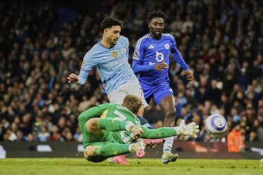 grealish-pecah-air-mata-di-etihad-persembahkan-gol-untuk-adik-yang-meninggal-karena-sids